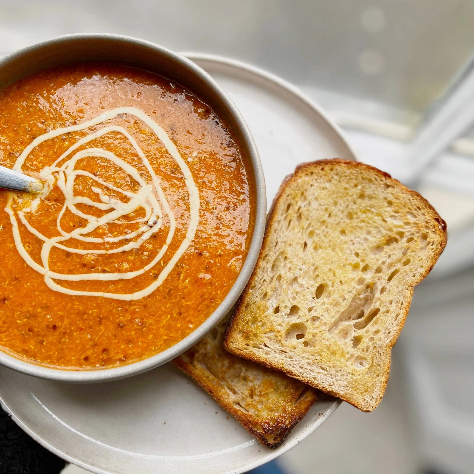 Refuel: Slow Roasted Tomato, Quinoa & Basil Protein Soup - Image 4